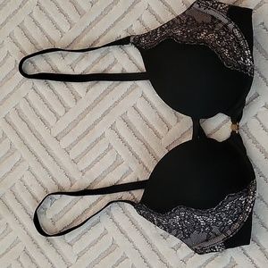 Victoria's Secret Very Sexy Plunge Bra